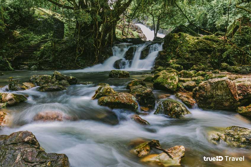 น้ำตกสาริกา นครนายก