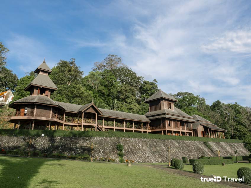 พระราชวังรัตนรังสรรค์ ระนอง