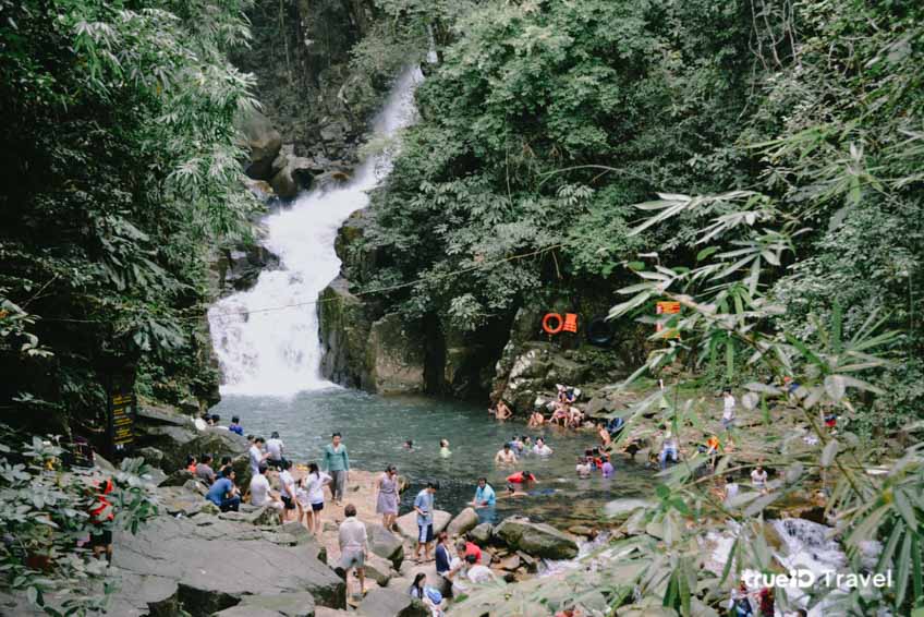 น้ำตกพลิ้ว 