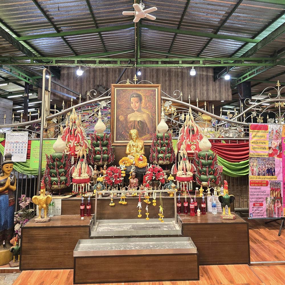 วัดมหาบุศย์ (แม่นาคพระโขนง) กรุงเทพมหานคร