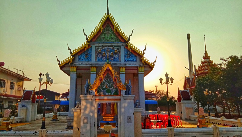 วัดสระทะเล