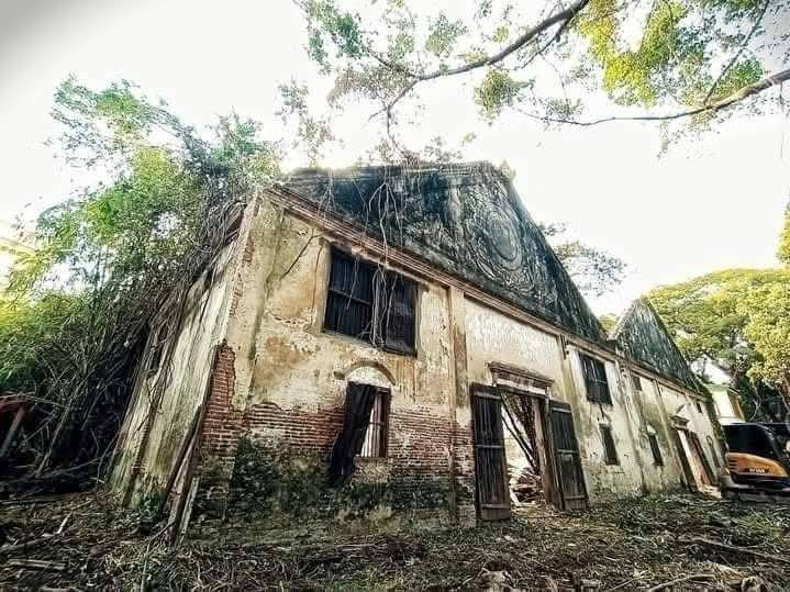 ปล่อยเช่าโกดังร้าง ริมน้ำ